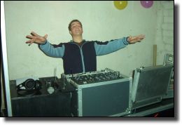 Manni the Marpert - Party bei Betse