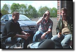 ca 13 Uhr bei Udo in der Garage